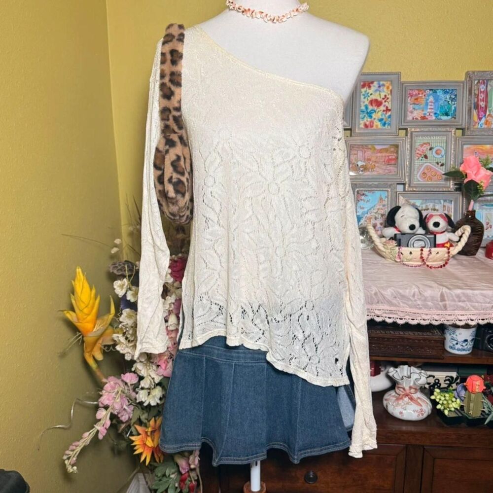 Y2K Cream Open Knit Floral Off Shoulder Boat Neck Top